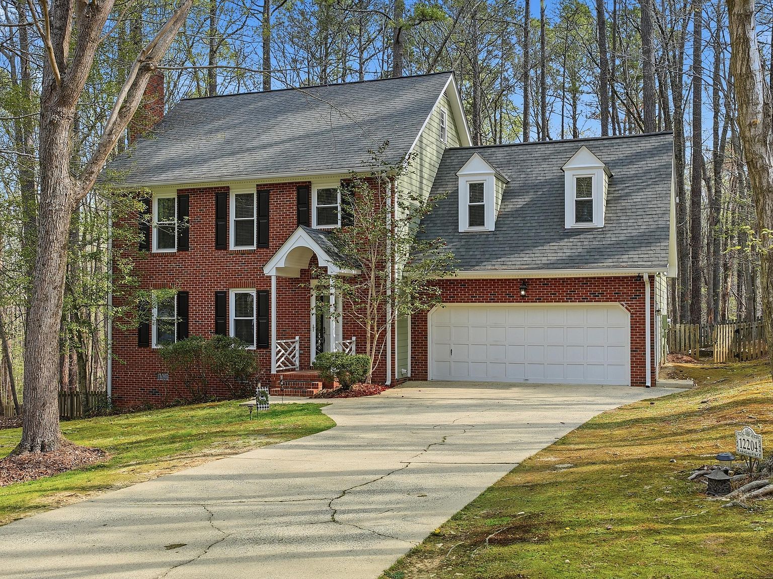 12204 Warwickshire Way Raleigh, NC 27613 - Thumbnail 4