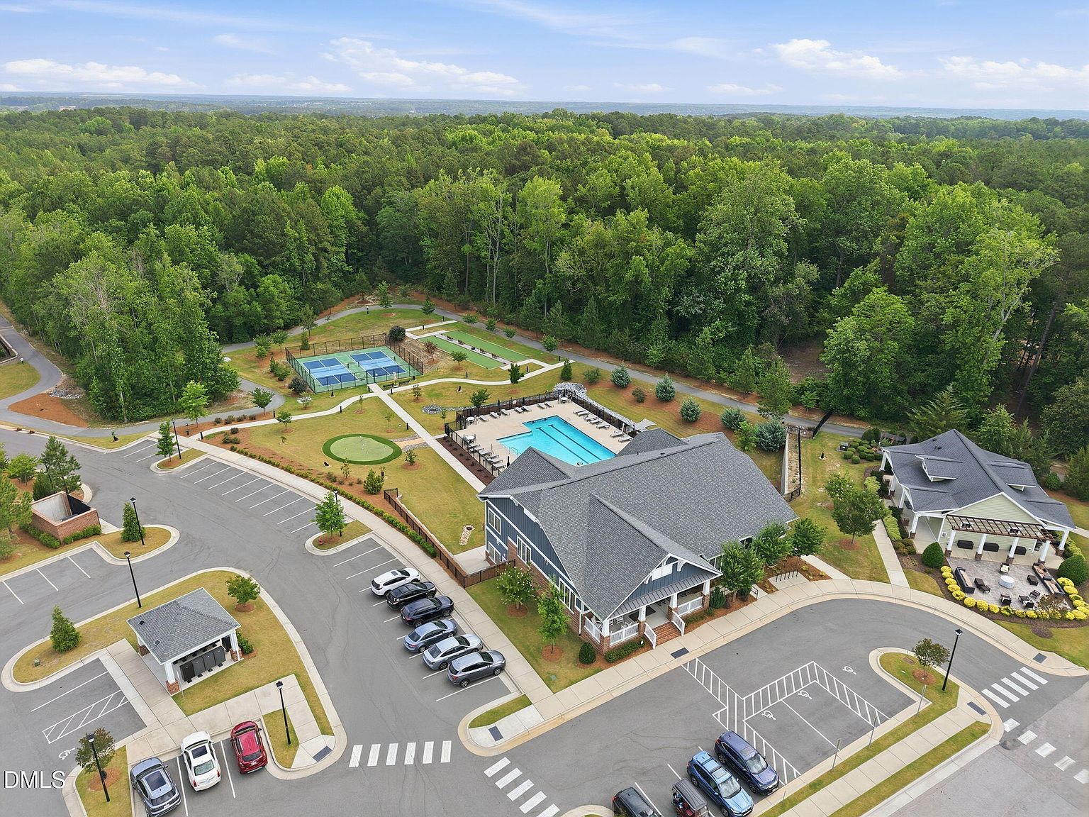 135 Village Walk Dr Clayton, NC 27527 - Thumbnail 4