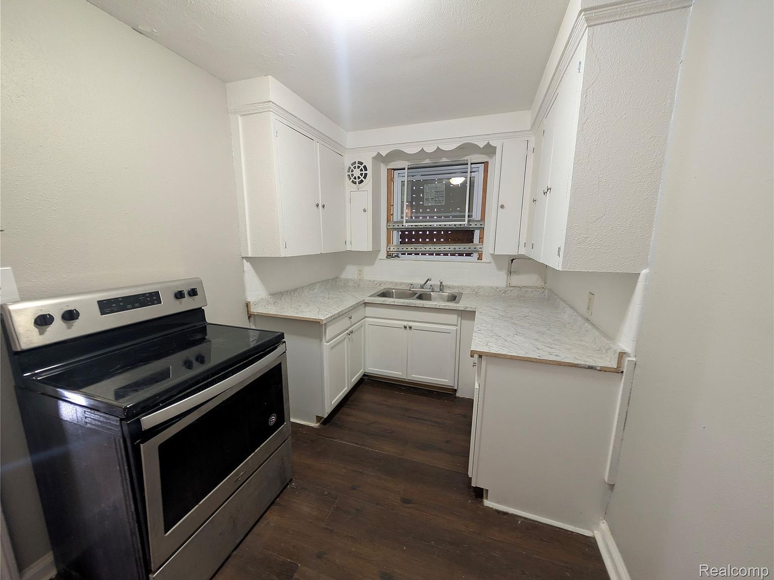 4715 Buckingham Ave Detroit, MI 48224 - Thumbnail 4