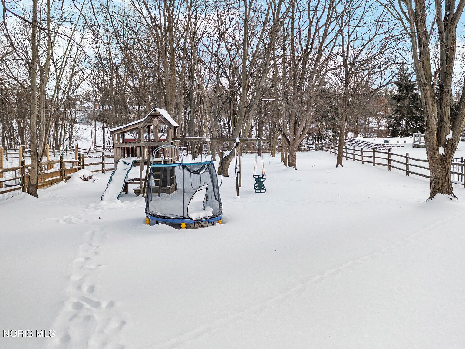 345 Hillside Dr Rossford, OH 43460 - Thumbnail 4