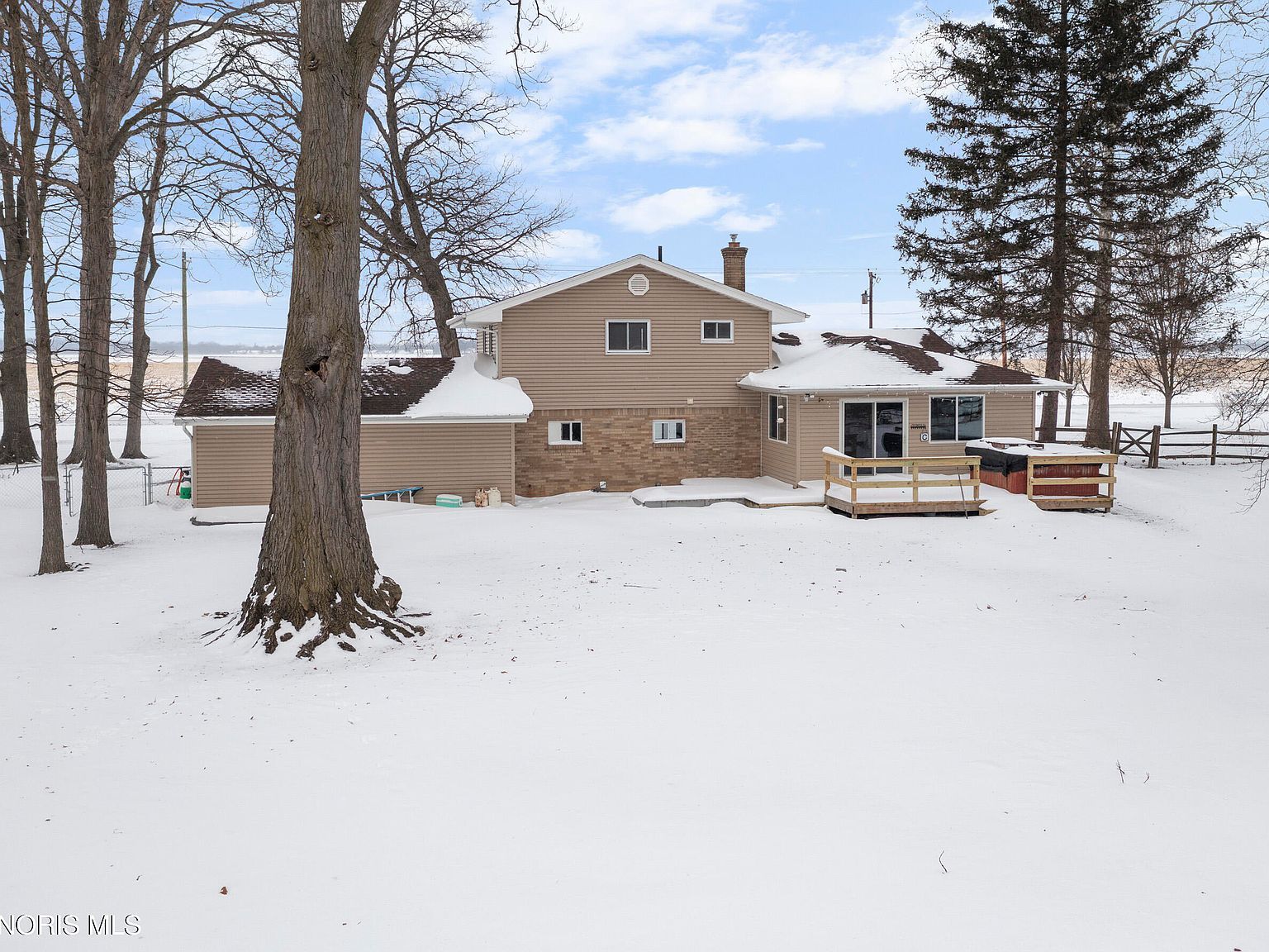 1611 Latcha Rd Millbury, OH 43447 - Thumbnail 4