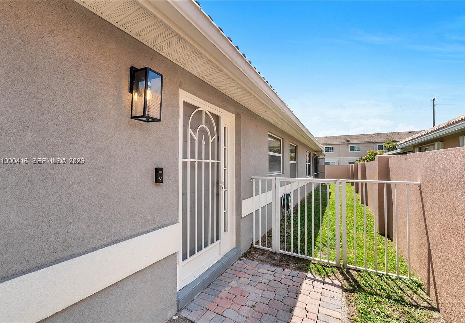 5477 Grande Palm Cir Delray Beach, FL 33484 - Thumbnail 4