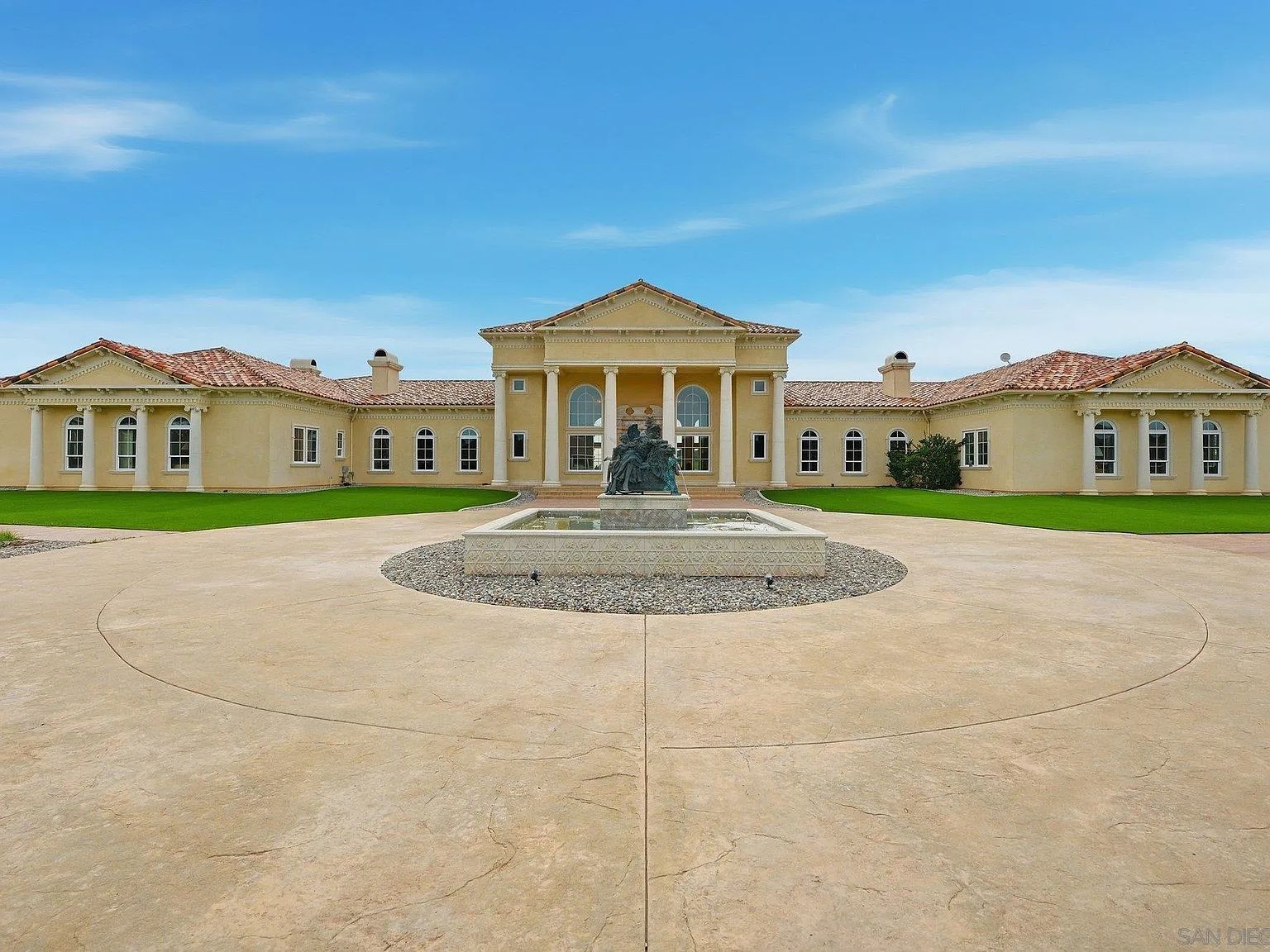 19319 Calle Juanito Murrieta, CA 92562 - Thumbnail 4