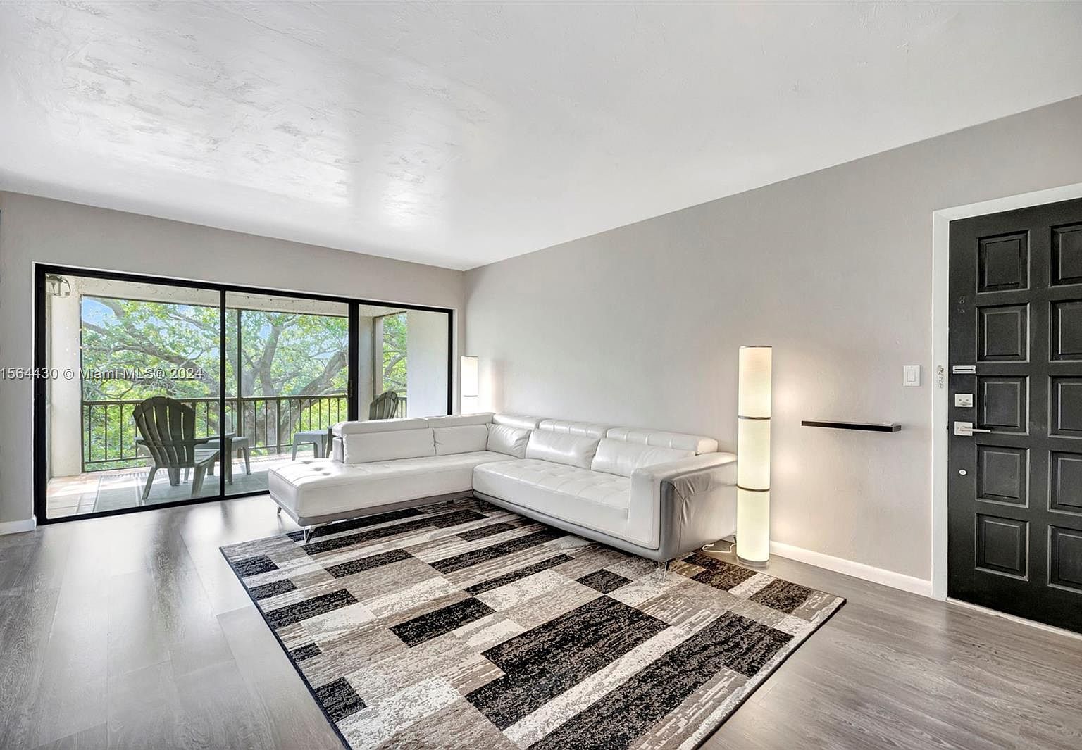 6010 S Falls Circle Dr APT 419 Lauderhill, FL 33319 - Thumbnail 4