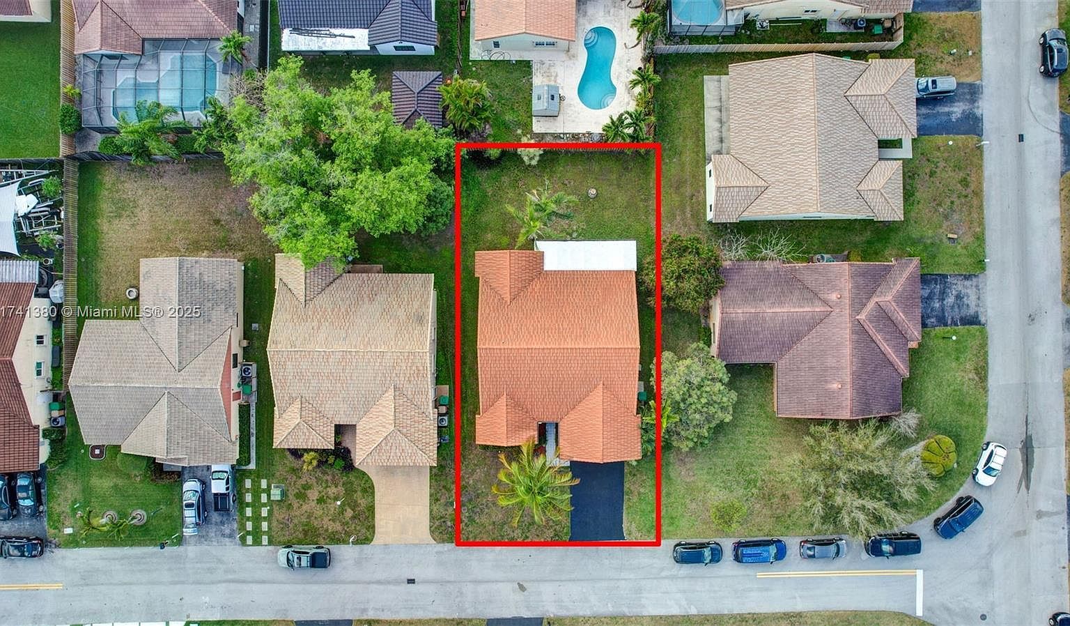 5911 Epsom Ln Davie, FL 33331 - Thumbnail 4