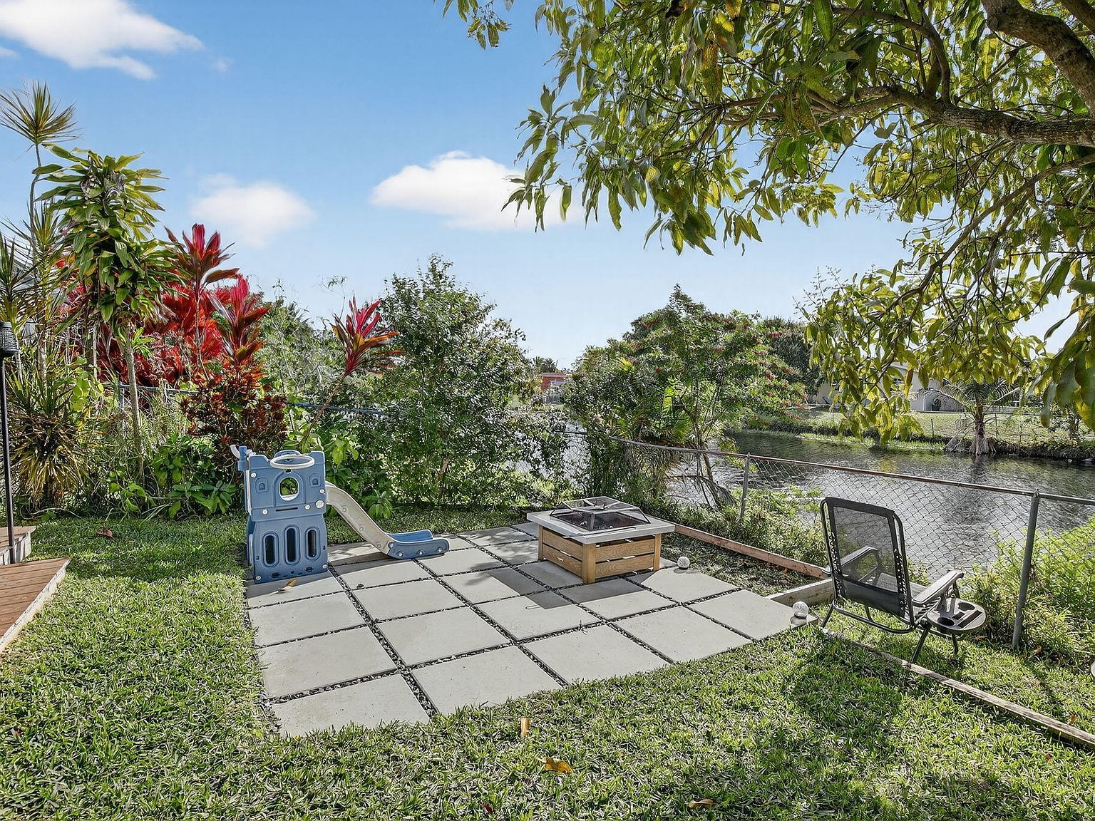 9630 NW 21st Mnr Sunrise, FL 33322 - Thumbnail 4