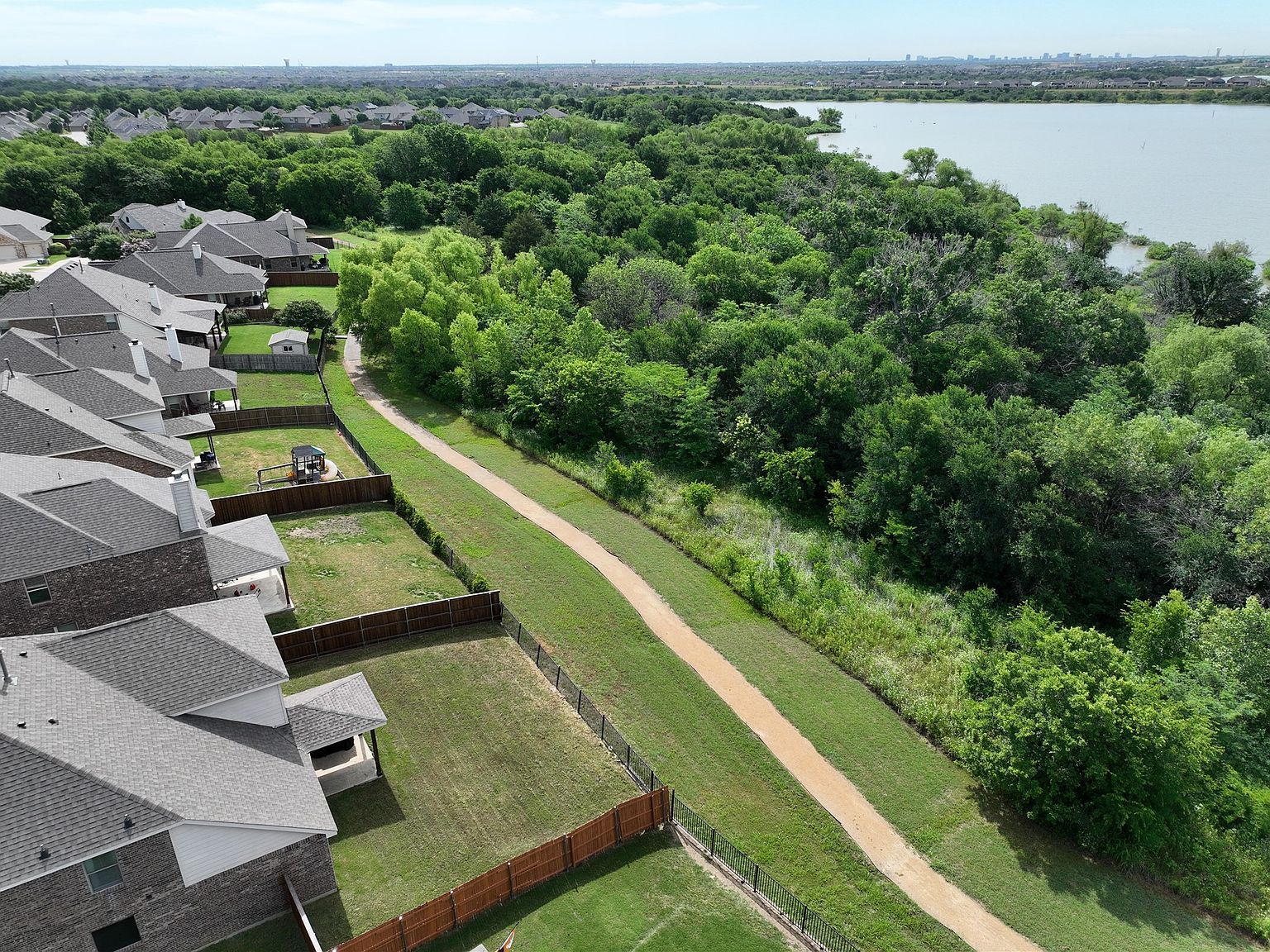 2200 Benjamin Creek Dr Little Elm, TX 75068 - Thumbnail 4