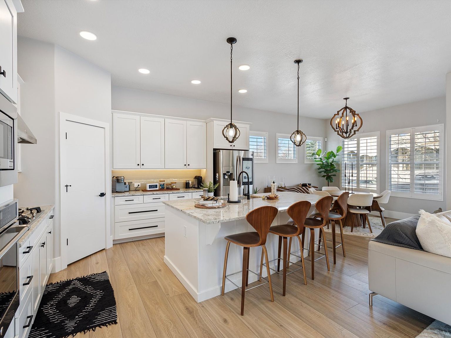 2321 E John Holladay Ct S Salt Lake City, UT 84117 - Thumbnail 4