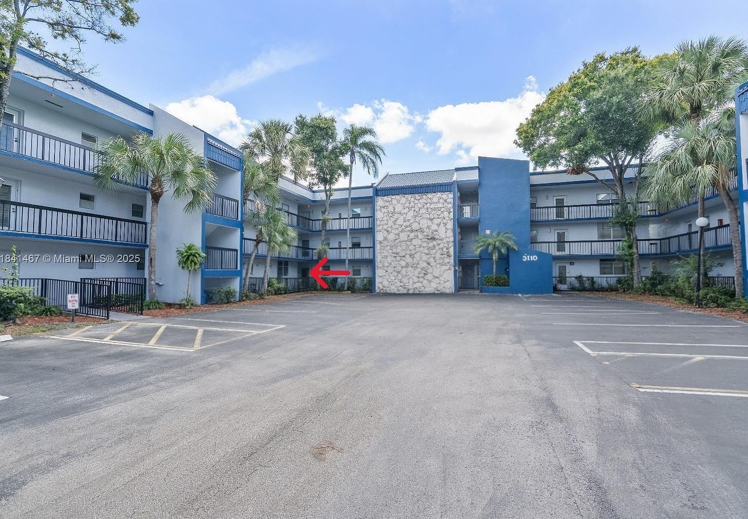 3110 Holiday Springs Blvd APT 105 Margate, FL 33063 - Thumbnail 4