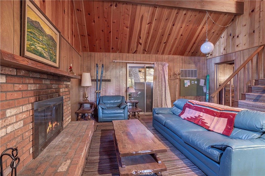 1332 Siskiyou Dr Big Bear Lake, CA 92315 - Thumbnail 4