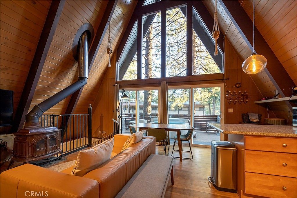 41959 Brownie Ln Big Bear Lake, CA 92315 - Thumbnail 4