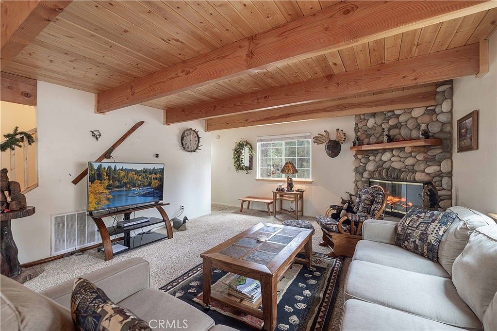 143 Santa Barbara Ave Sugarloaf, CA 92386 - Thumbnail 4