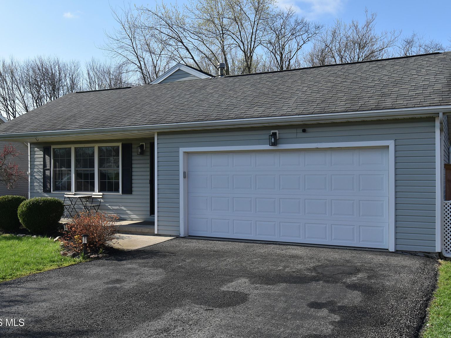 1007 Crystal Ln Findlay, OH 45840 - Thumbnail 4
