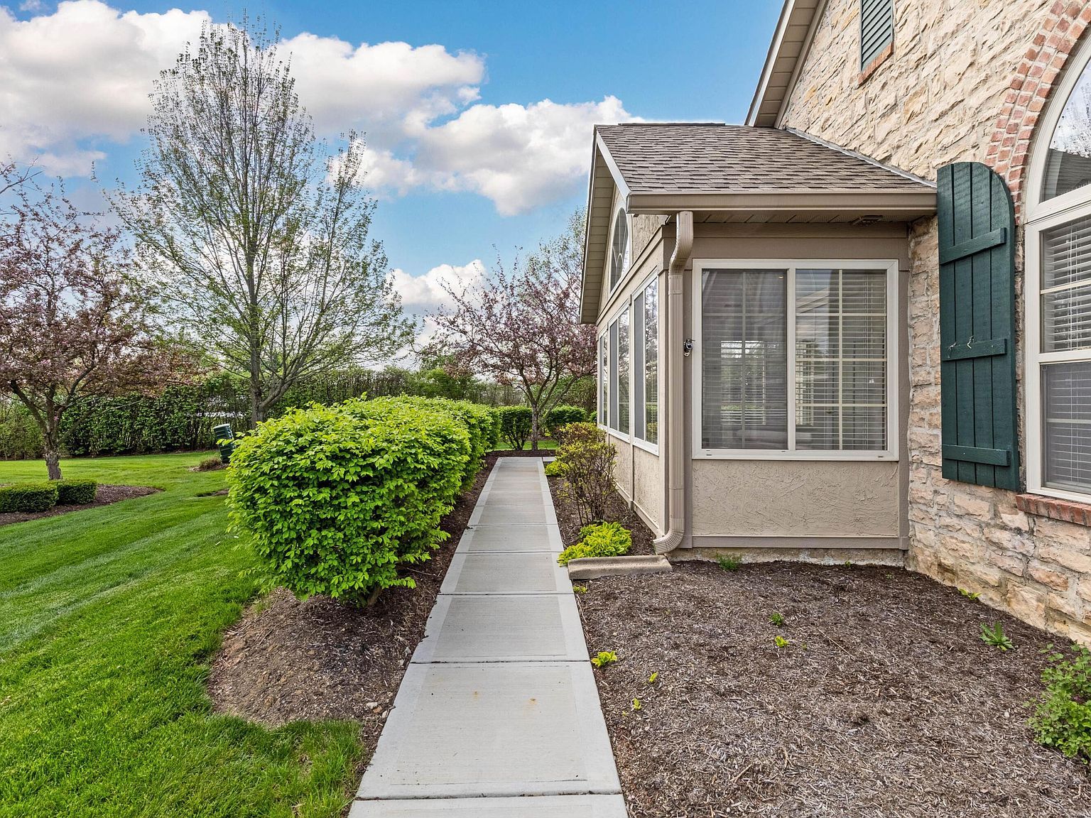 7775 Red Maple Pl Westerville, OH 43082 - Thumbnail 4