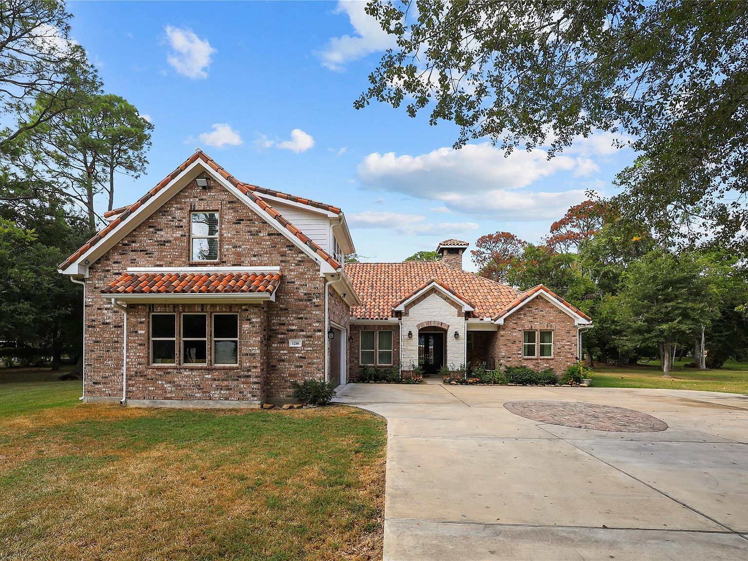 1216 S Hill St Alvin, TX 77511 - Thumbnail 4