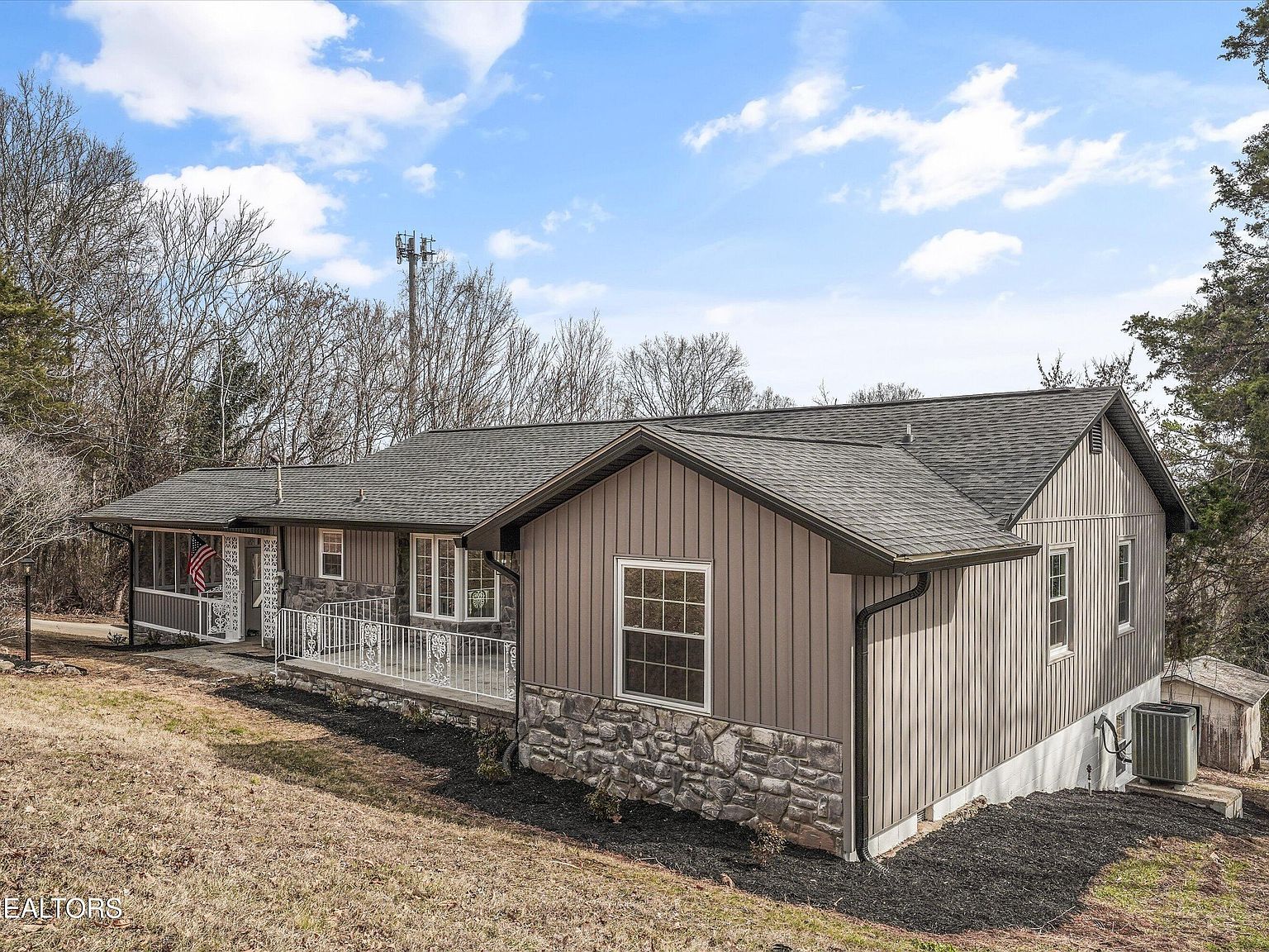 2010 Martha Berry Dr Knoxville, TN 37918 - Thumbnail 4