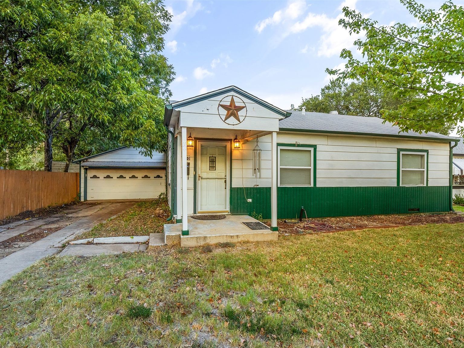 310 Larry Dr Irving, TX 75060 - Thumbnail 4