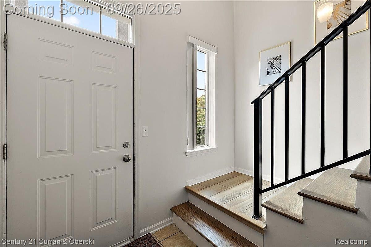 15943 Morningside Northville, MI 48168 - Thumbnail 4