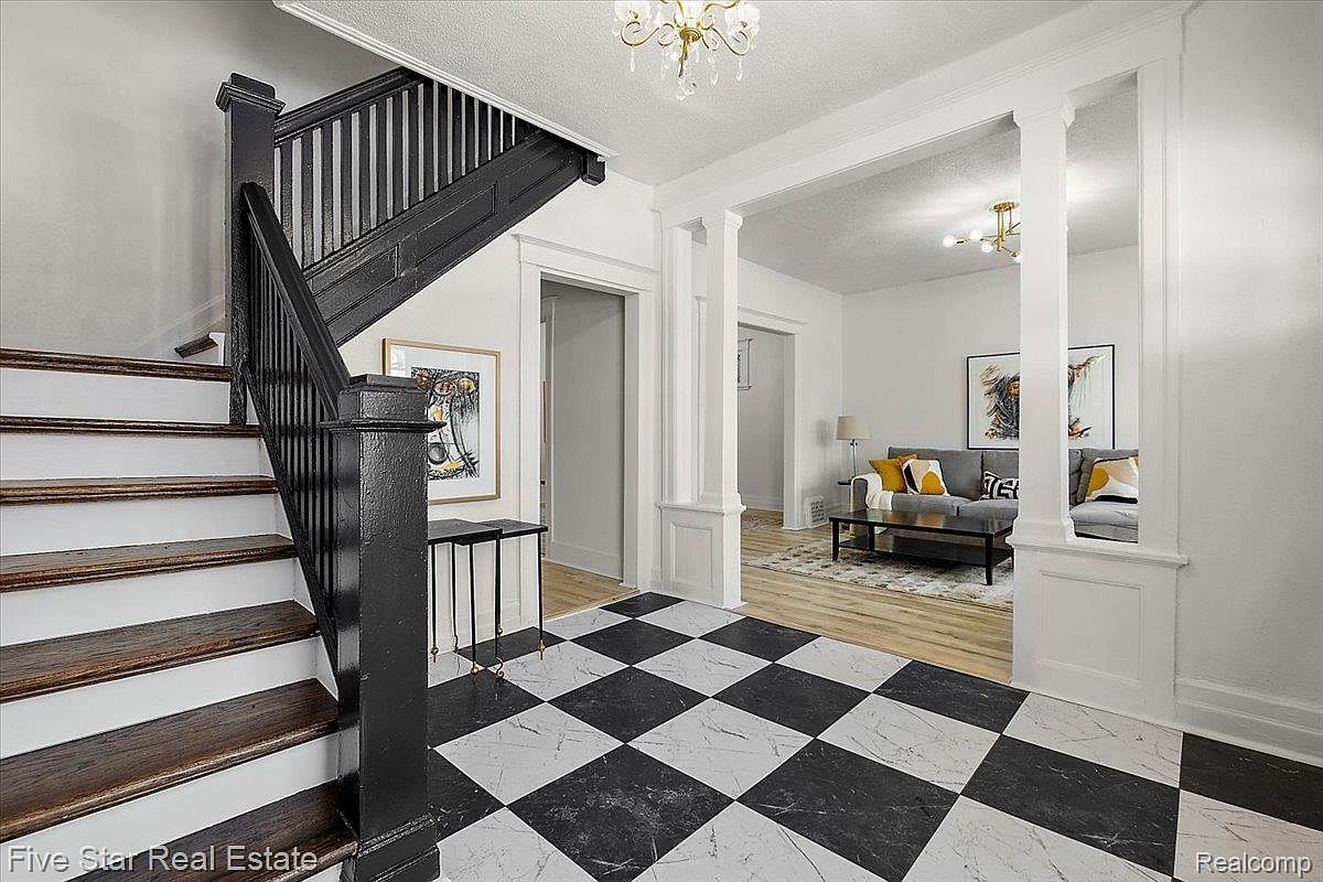 3869 Burns St Detroit, MI 48214 - Thumbnail 4