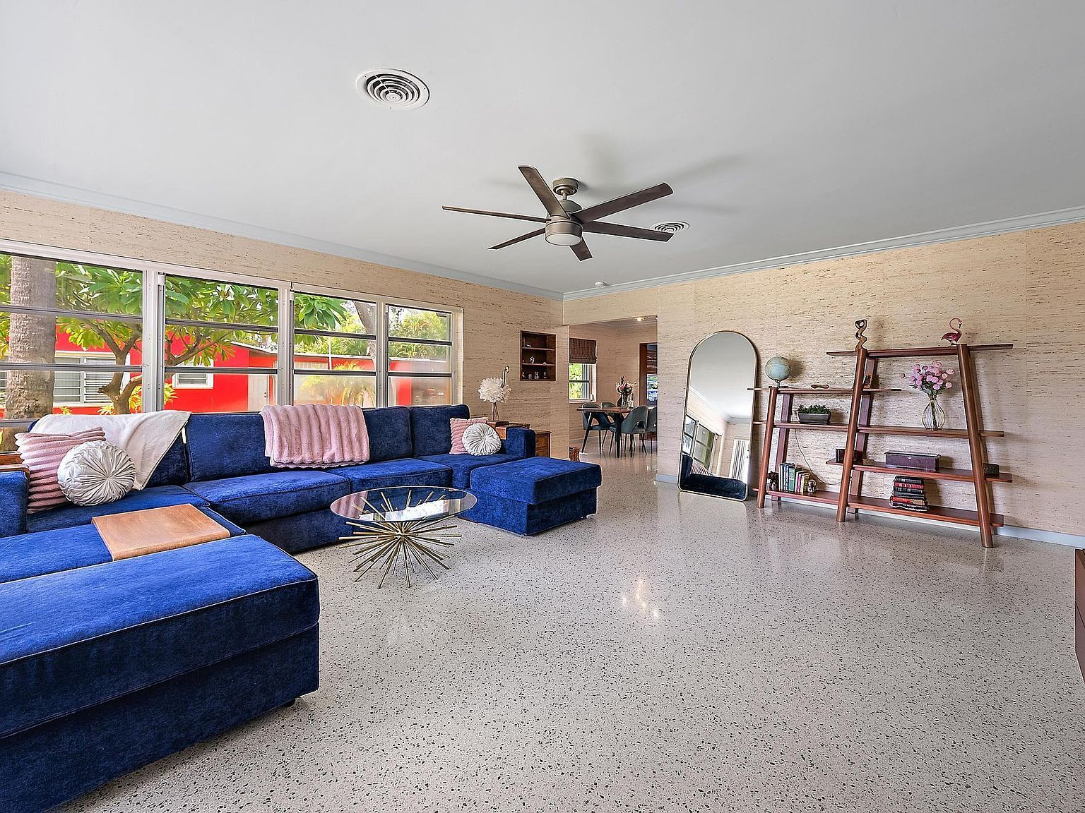 631 S Palmway Lake Worth, FL 33460 - Thumbnail 4