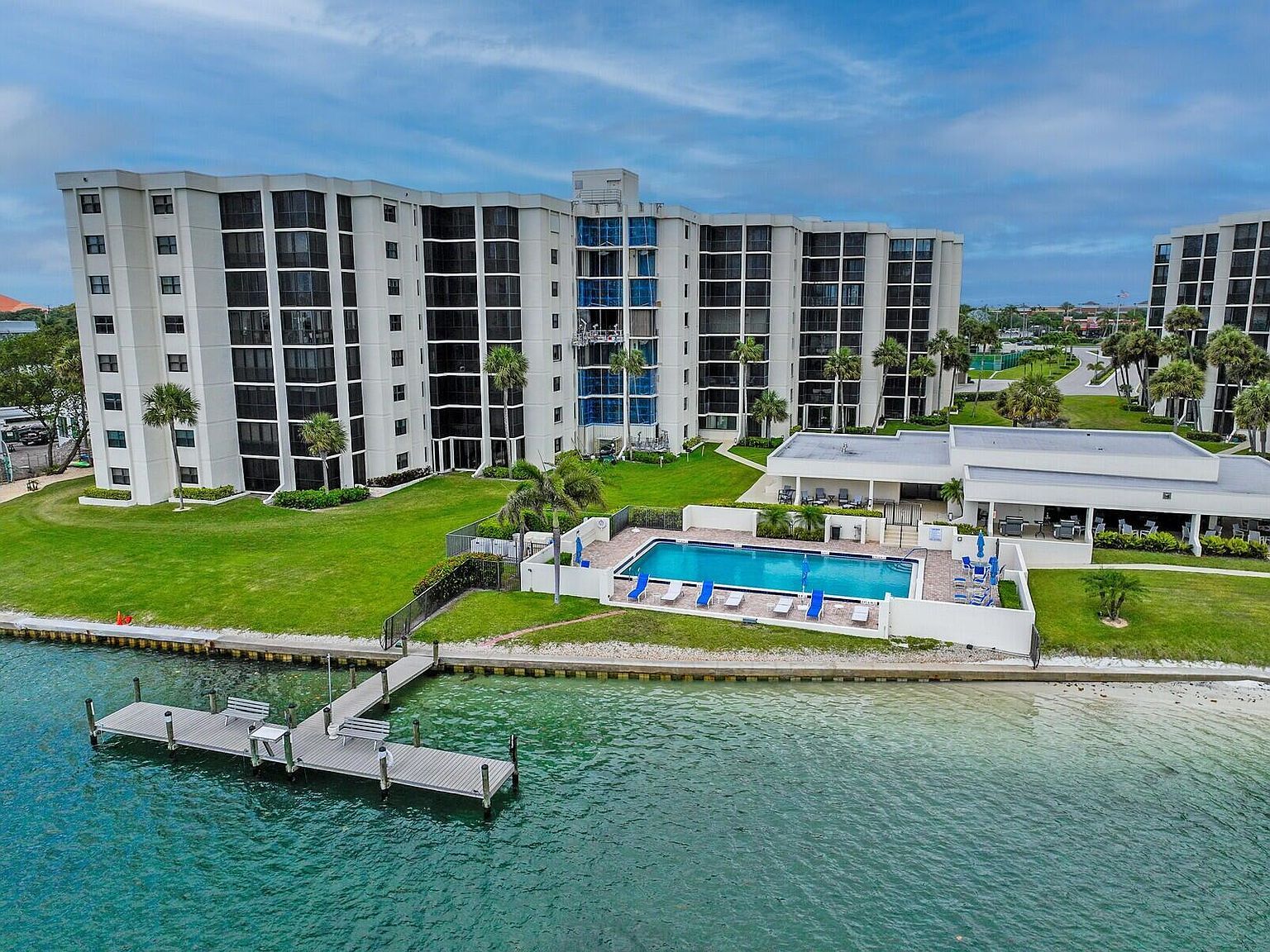 19800 Sandpointe Bay Dr APT 406 Tequesta, FL 33469 - Thumbnail 4