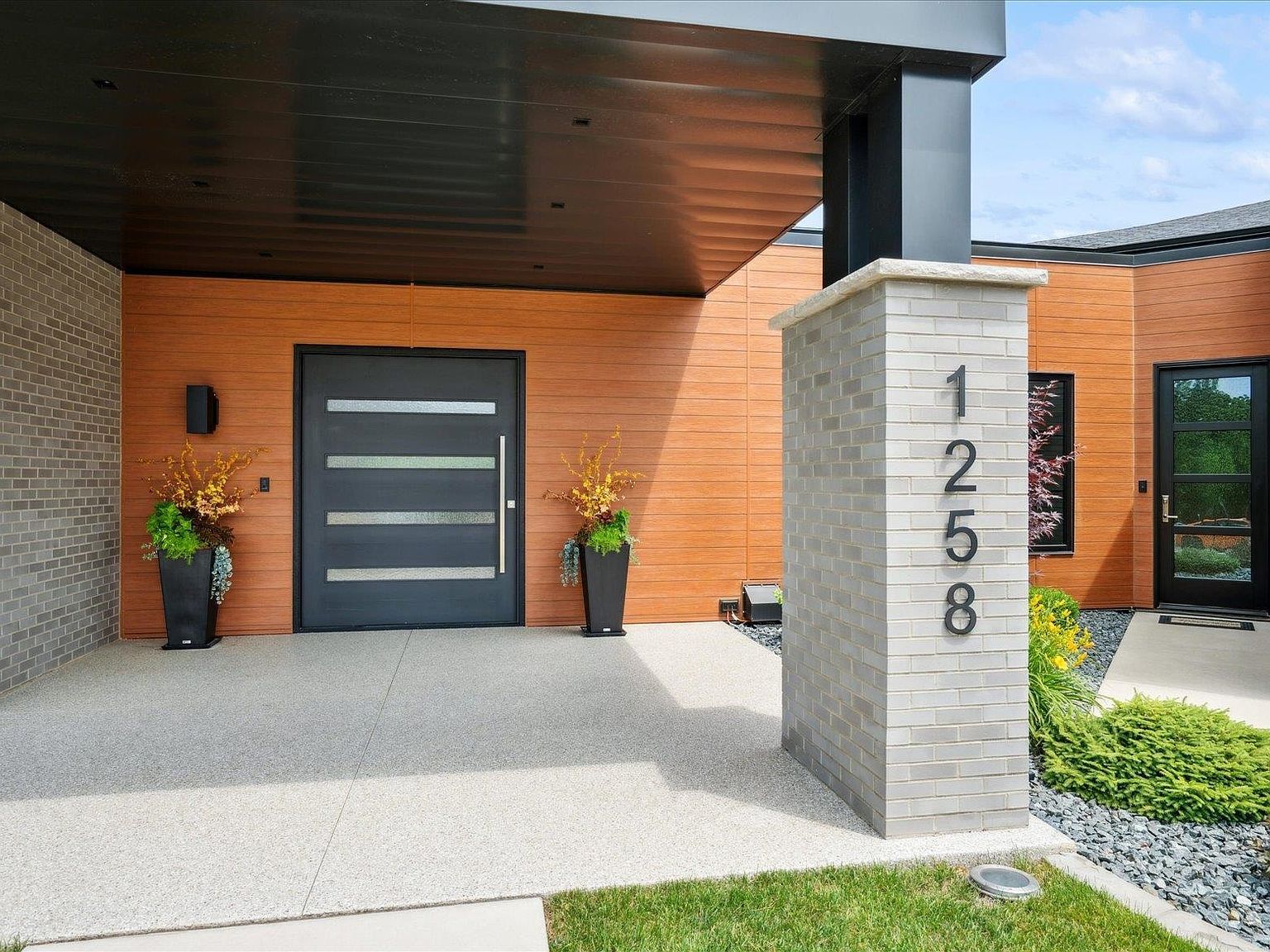 1258 Cherry Ridge Ct Dubuque, IA 52003 - Thumbnail 4