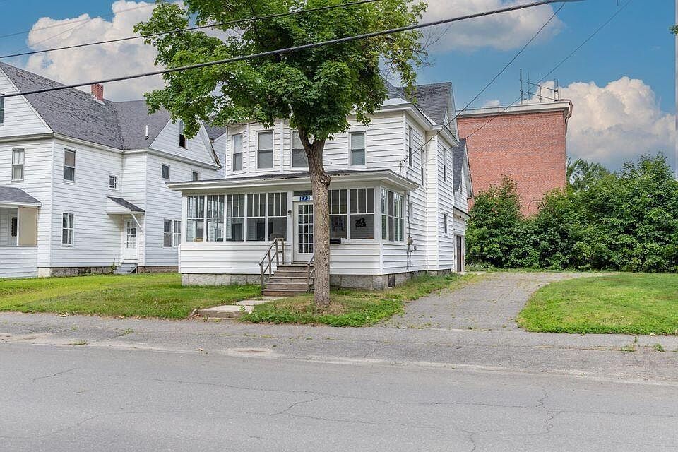 293 Penobscot Ave Millinocket, ME 04462 - Thumbnail 4