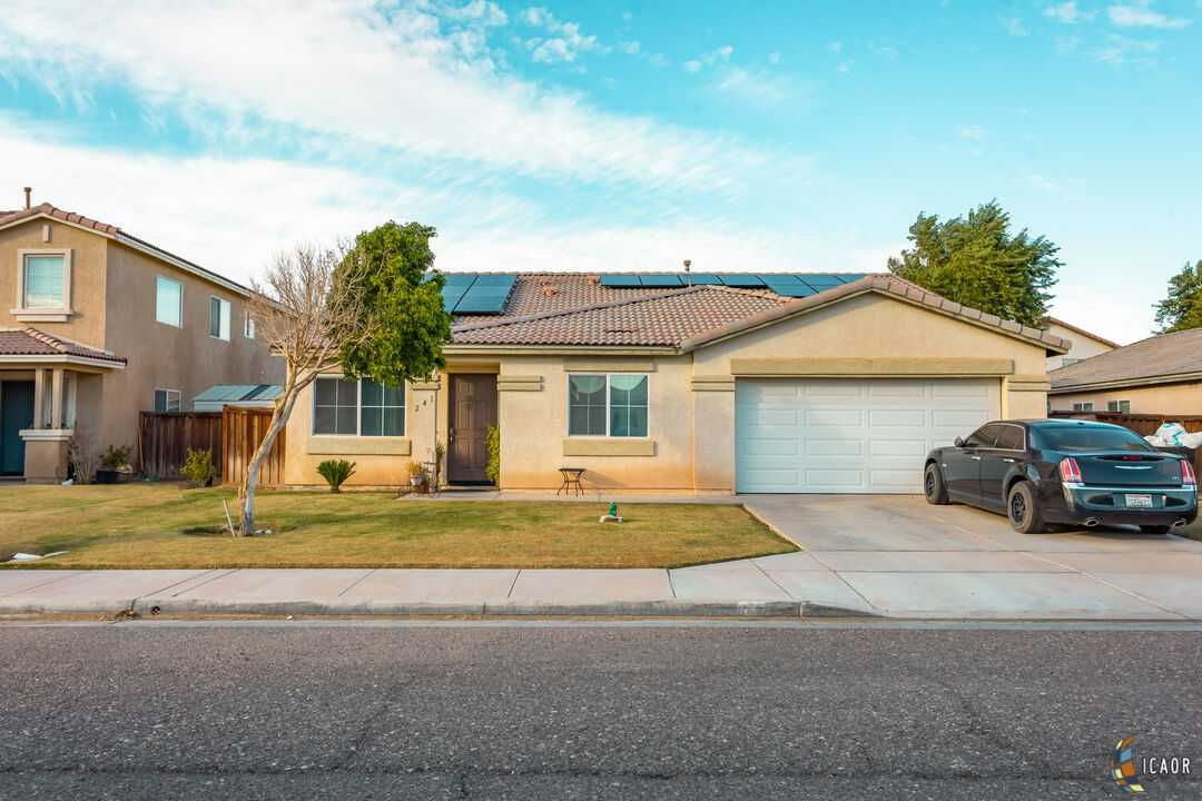 241 Cahuilla Drive, Imperial, California, EE. UU., 92251  | Single Family