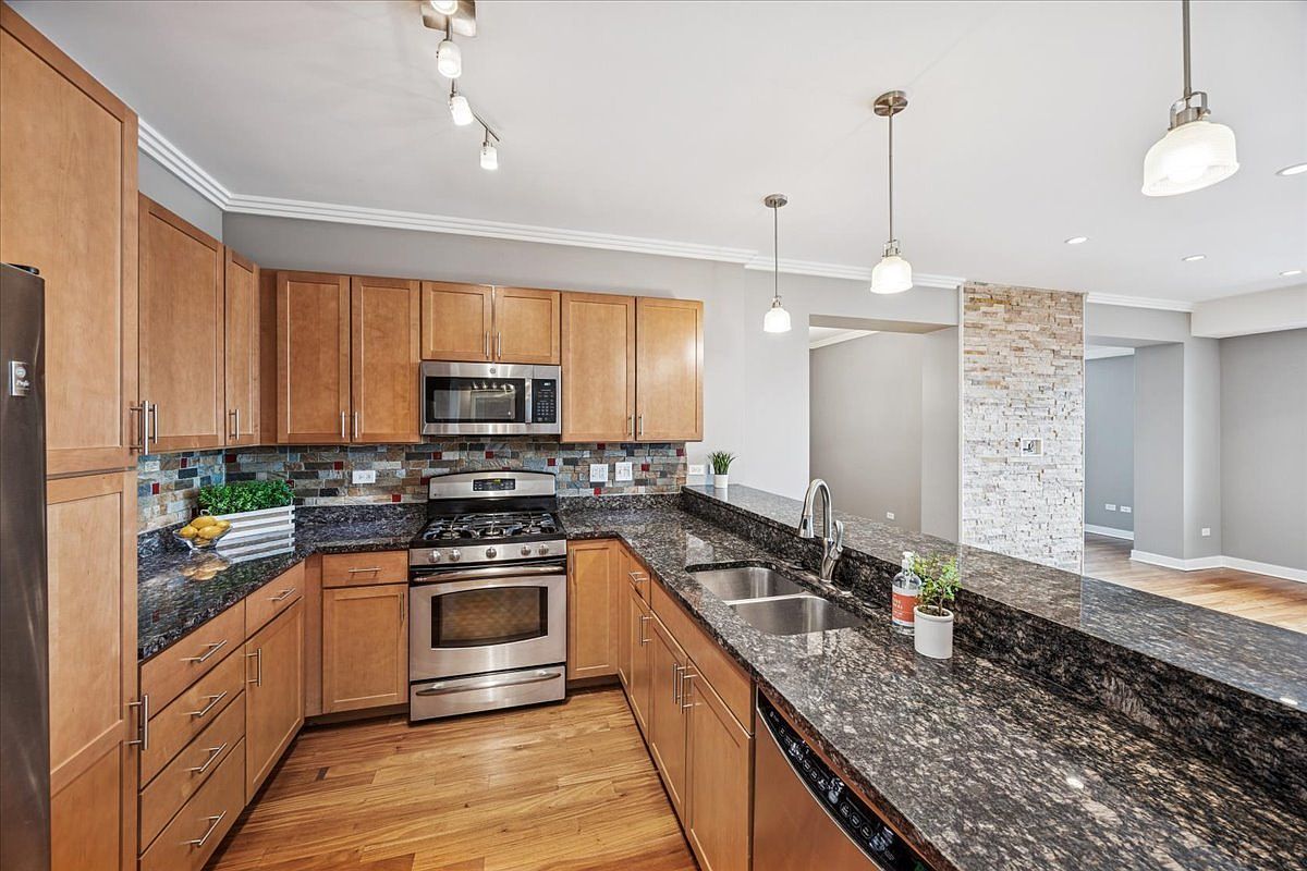 1905 S Wolf Rd APT 607 Hillside, IL 60162 - Thumbnail 4