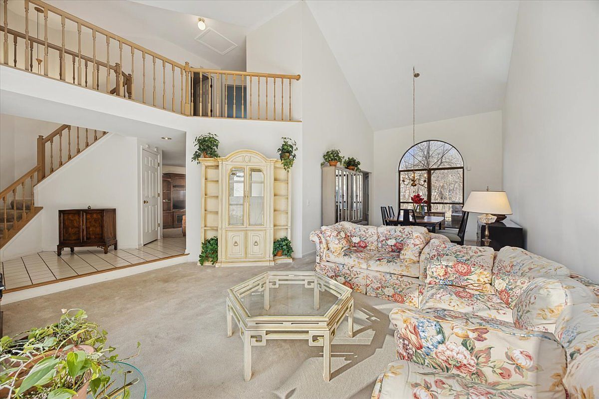 11438 Ashley Woods Dr Westchester, IL 60154 - Thumbnail 4