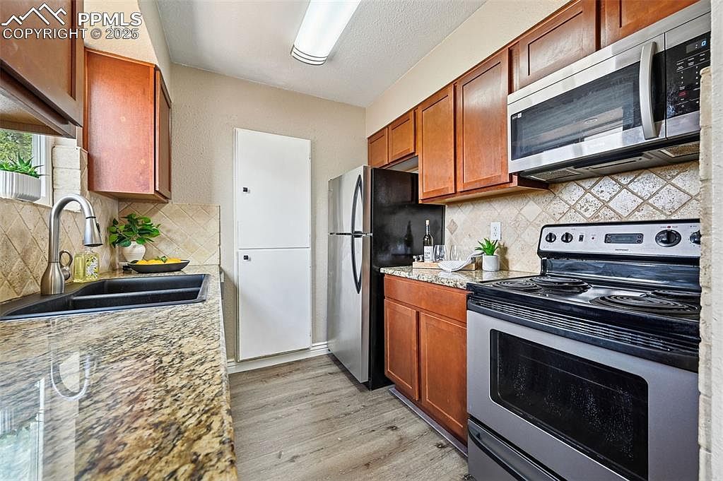 1248 Jet Wing Dr Colorado Springs, CO 80916 - Thumbnail 4