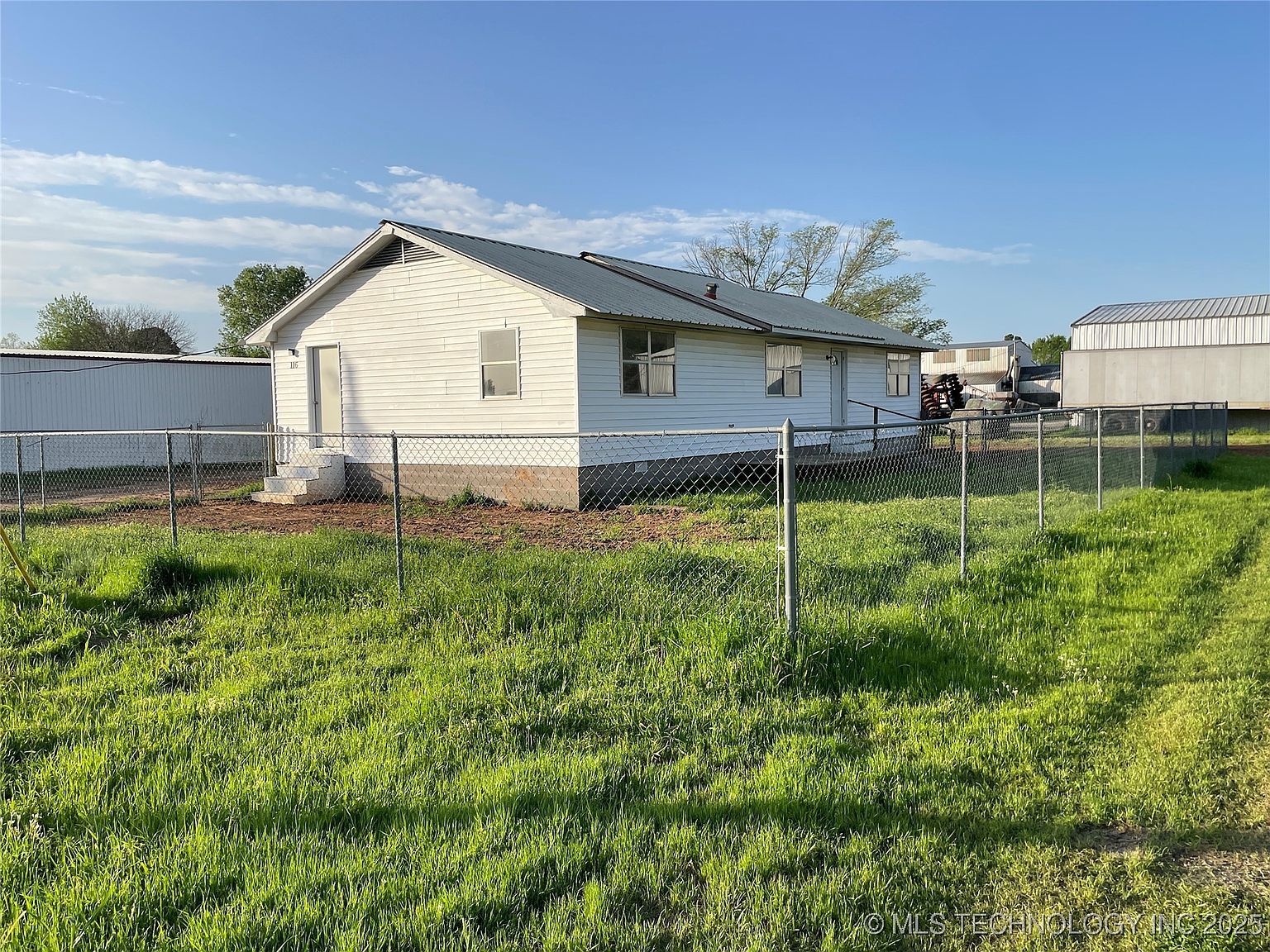 116 E 5th St Coleman, OK 73432 - Thumbnail 4