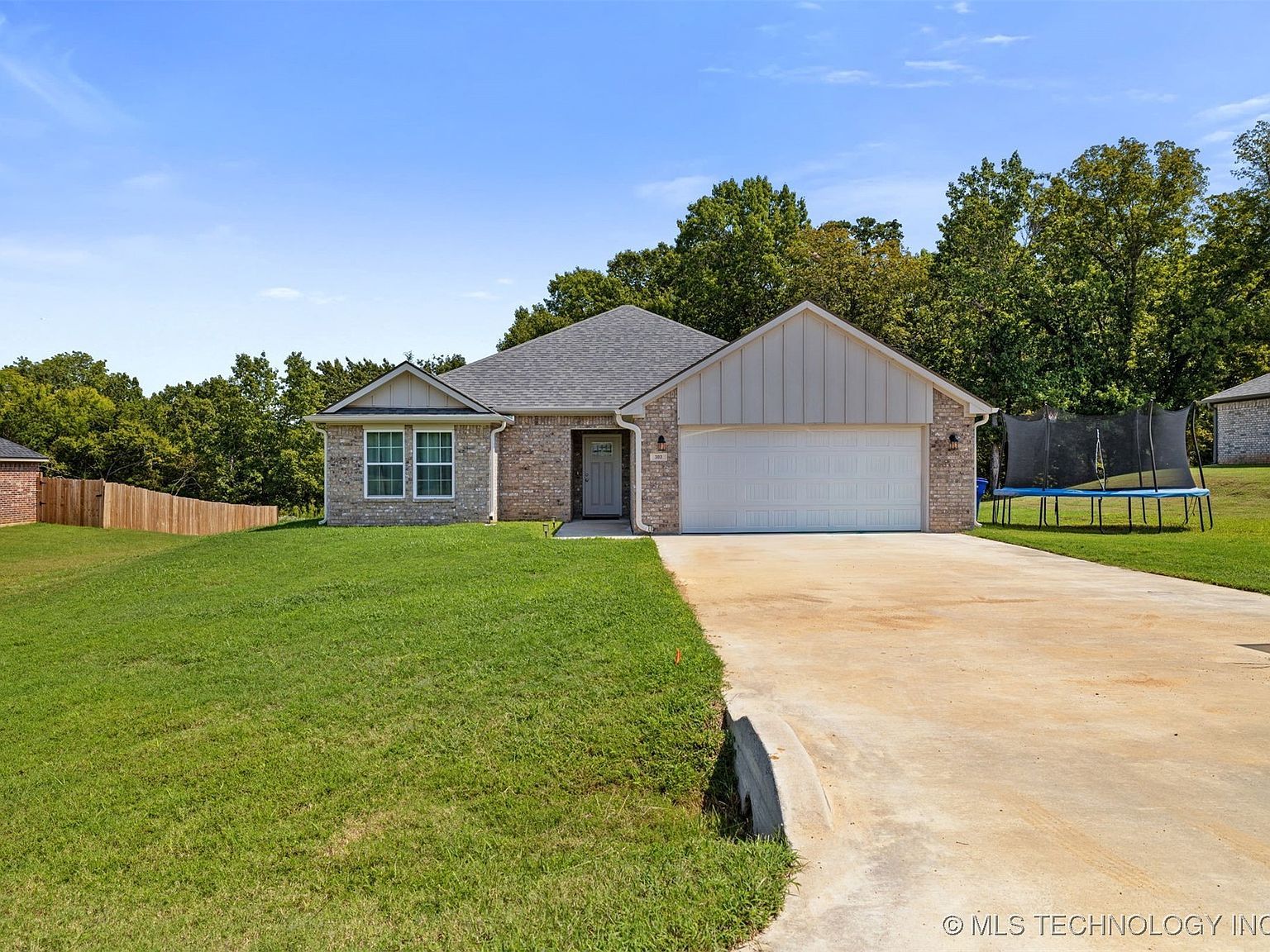 303 Rawlings Rd Durant, OK 74701 - Thumbnail 4