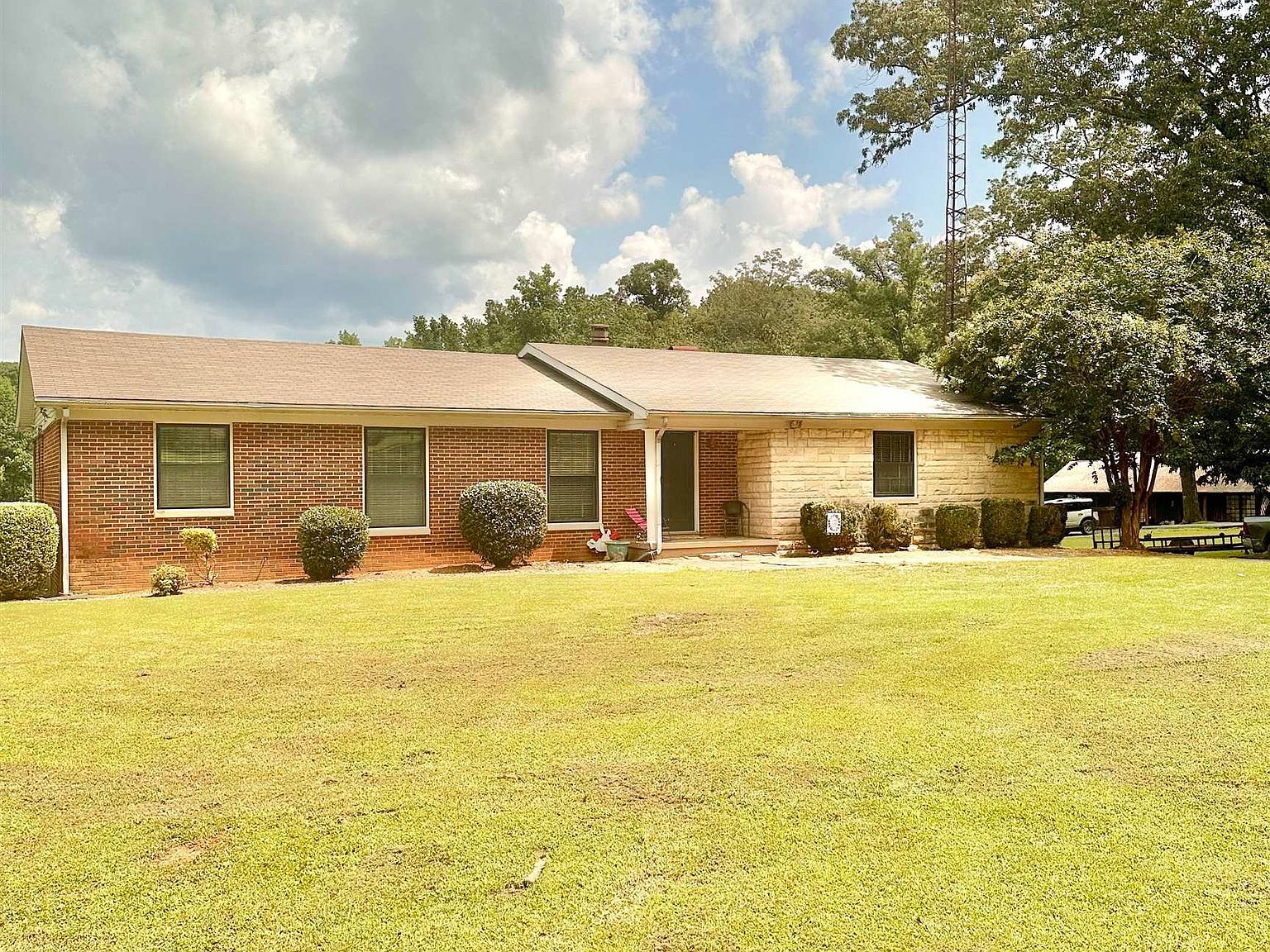 271 County Road 42 Florence, AL 35633 - Thumbnail 4