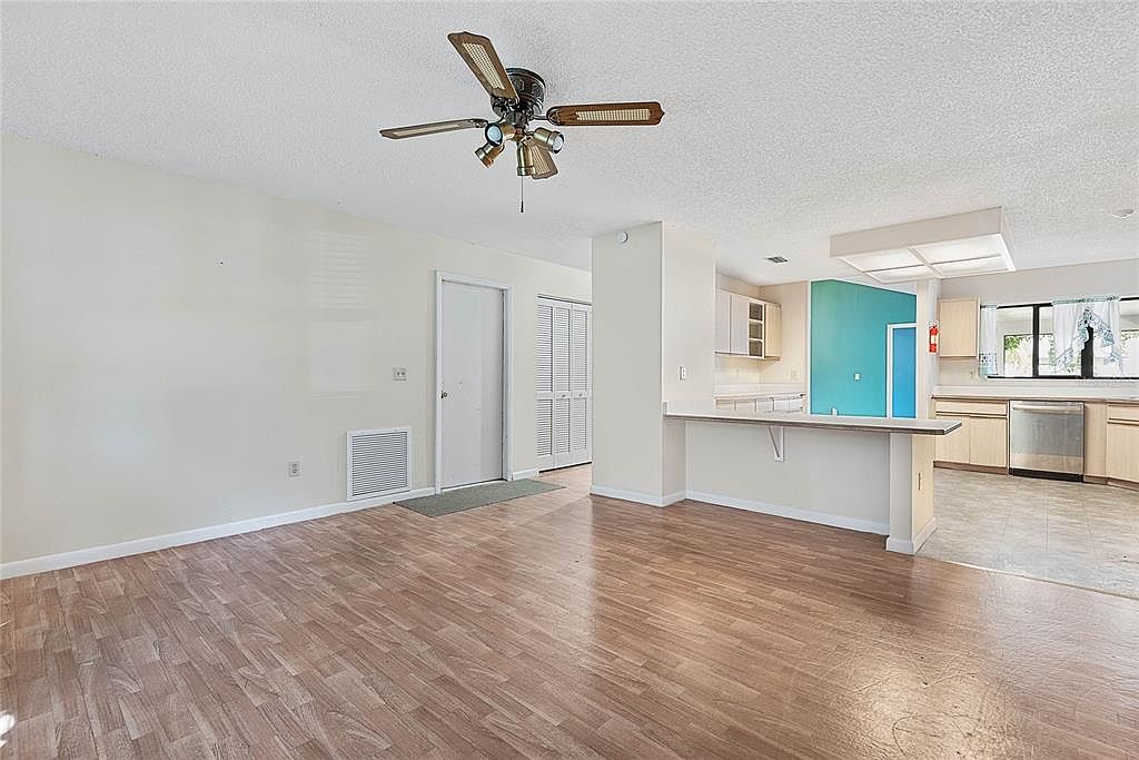 2 Black Oak Ct Palm Coast, FL 32137 - Thumbnail 4