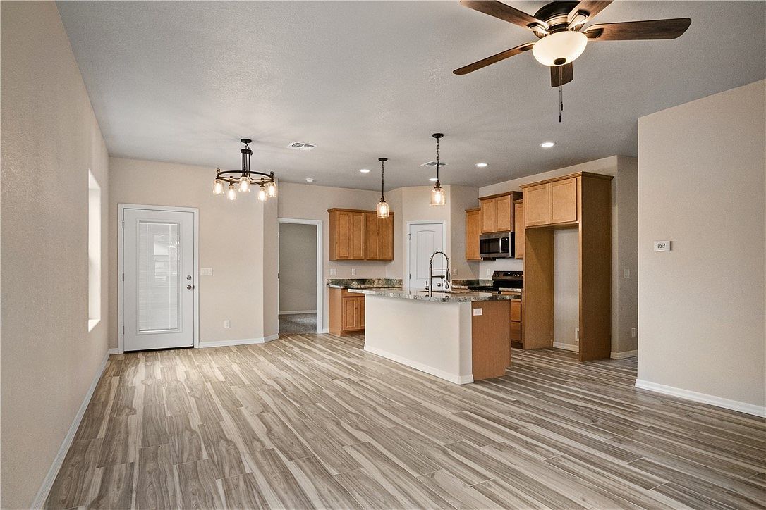 2131 Ashfork Ave Kingman, AZ 86401 - Thumbnail 4