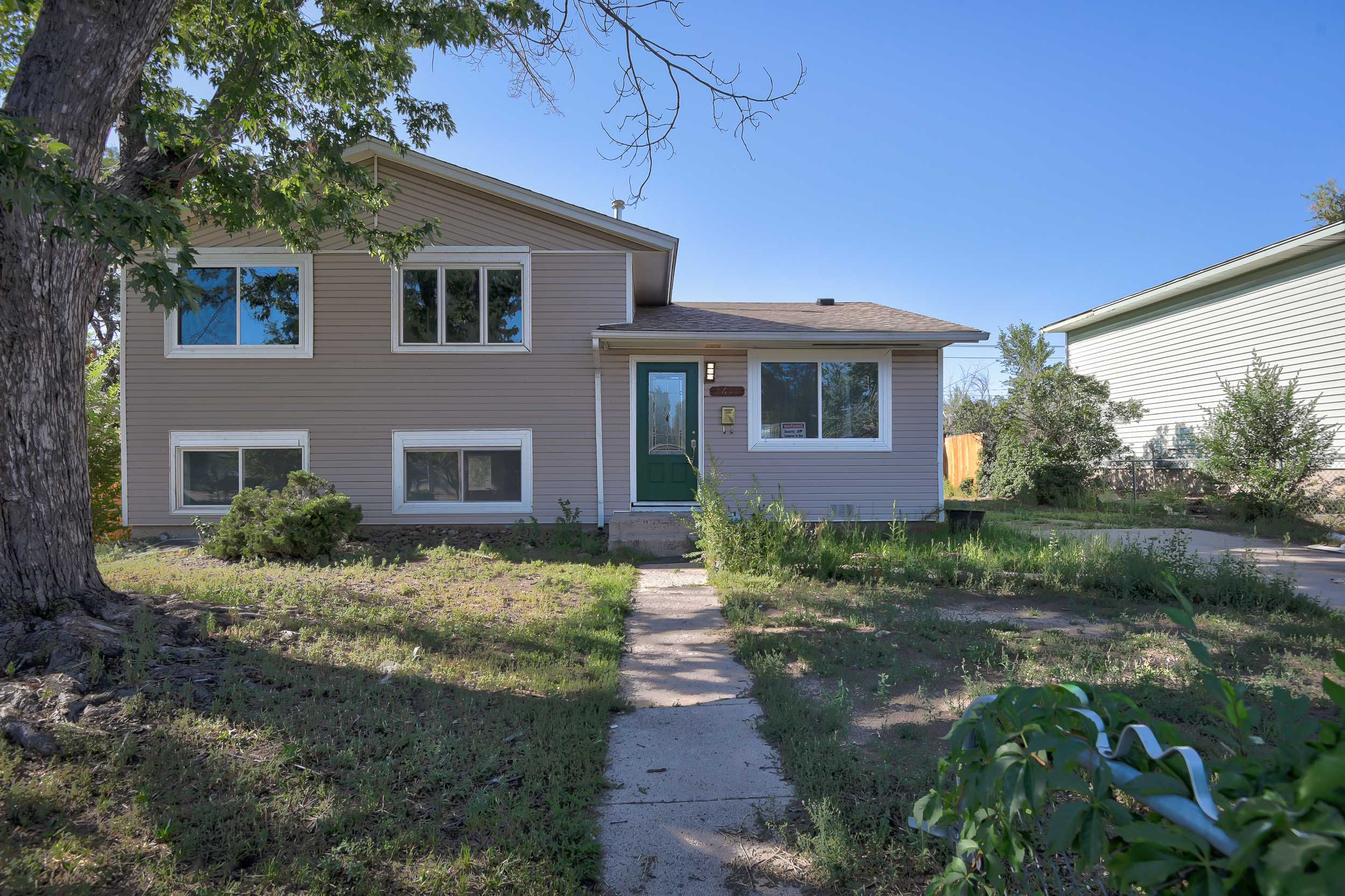 2611 Carlsbad Drive, Colorado Springs, CO, USA, 80910 - Thumbnail 4