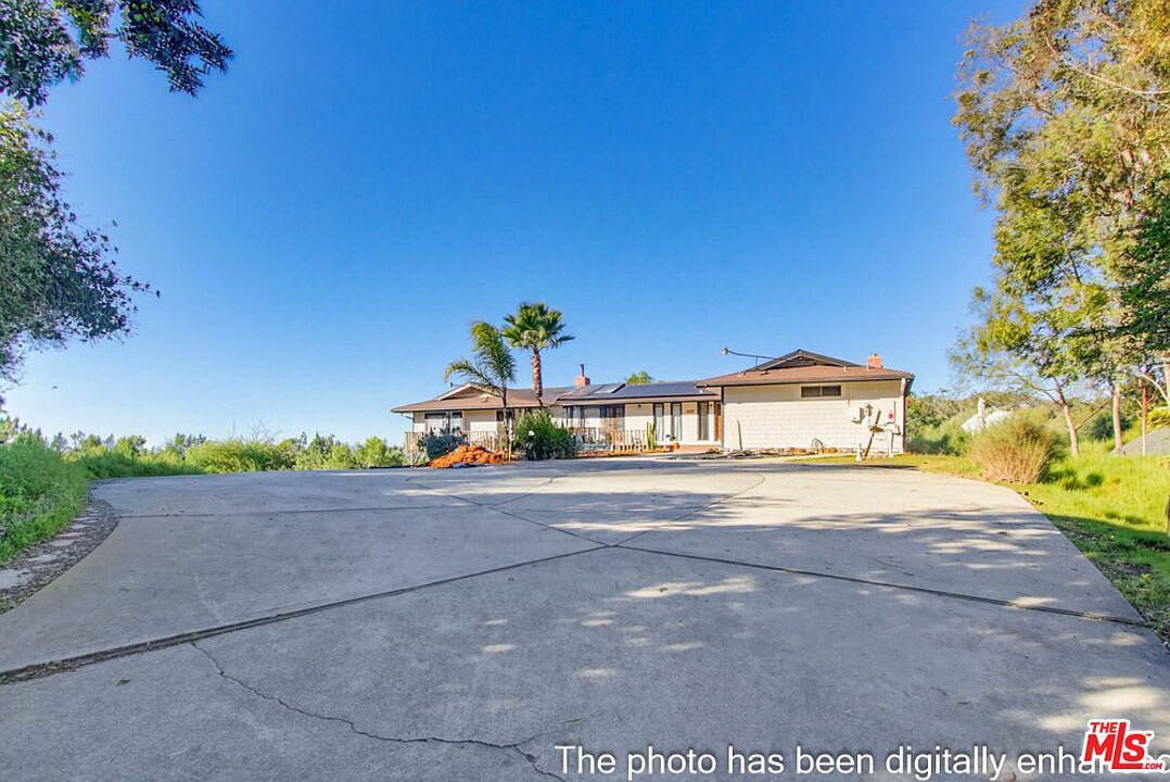 3709 Buena Creek Rd Vista, CA 92084 - Thumbnail 4