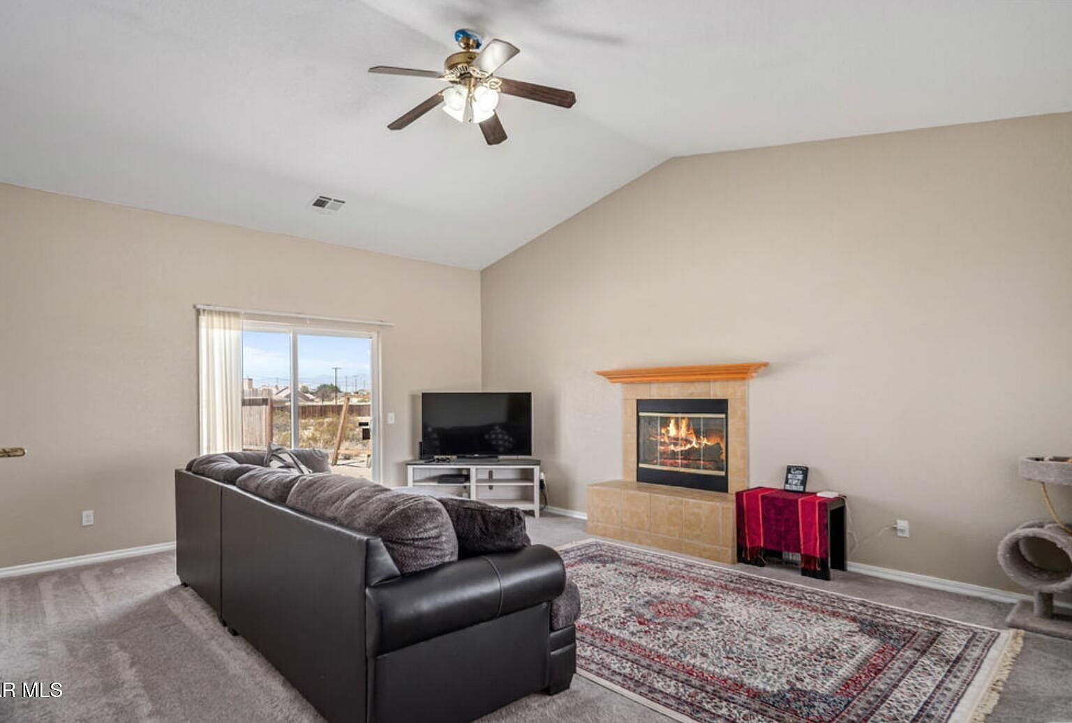 21745 Upton Dr California City, CA 93505 - Thumbnail 4