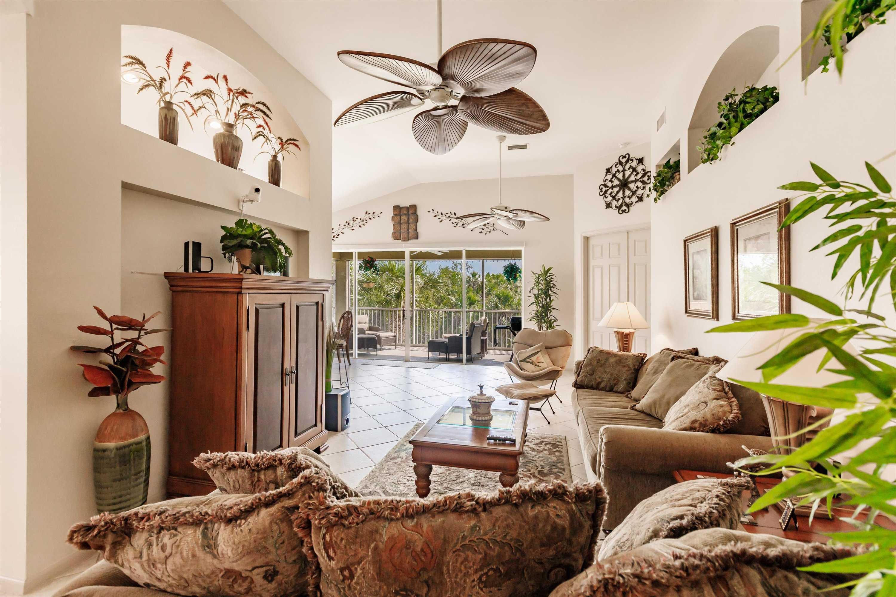 16157 Mount Abbey Way #201, Fort Myers, FL 33908, USA - Thumbnail 4