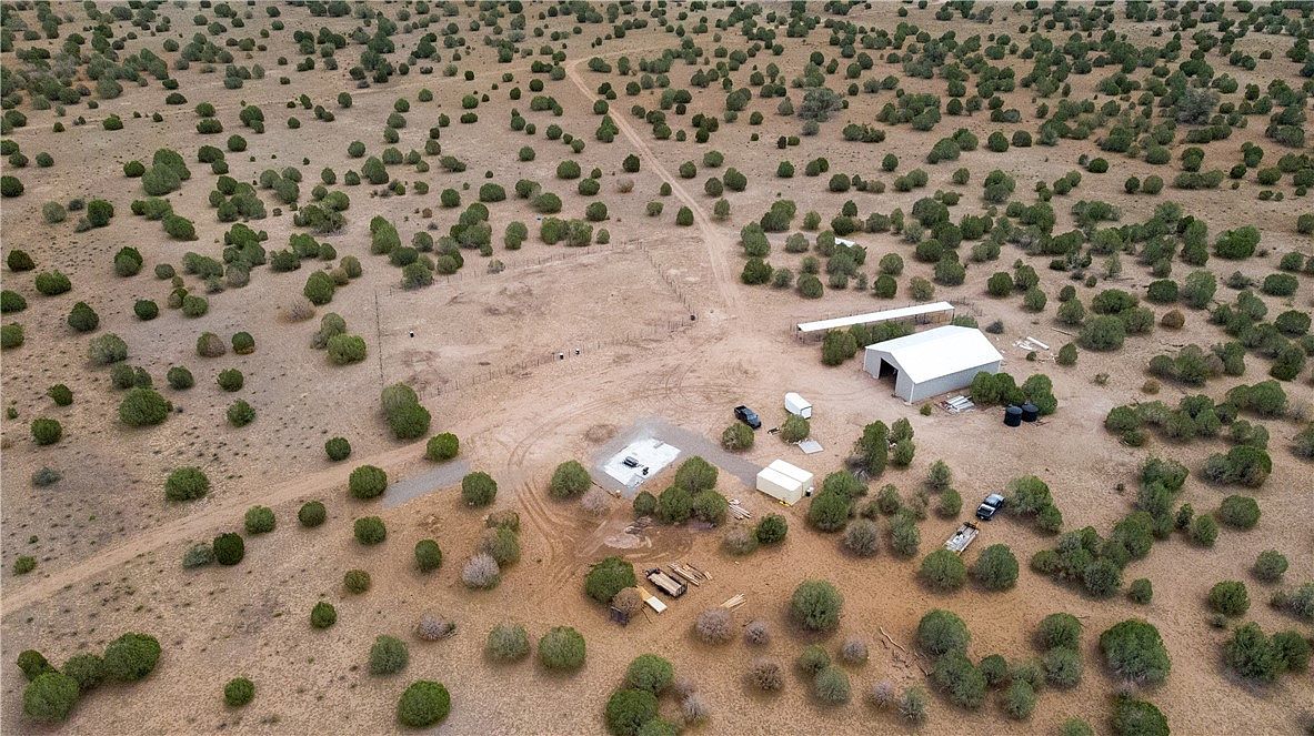 Harris Valley Ranch Rd Seligman, AZ 86337 - Thumbnail 4