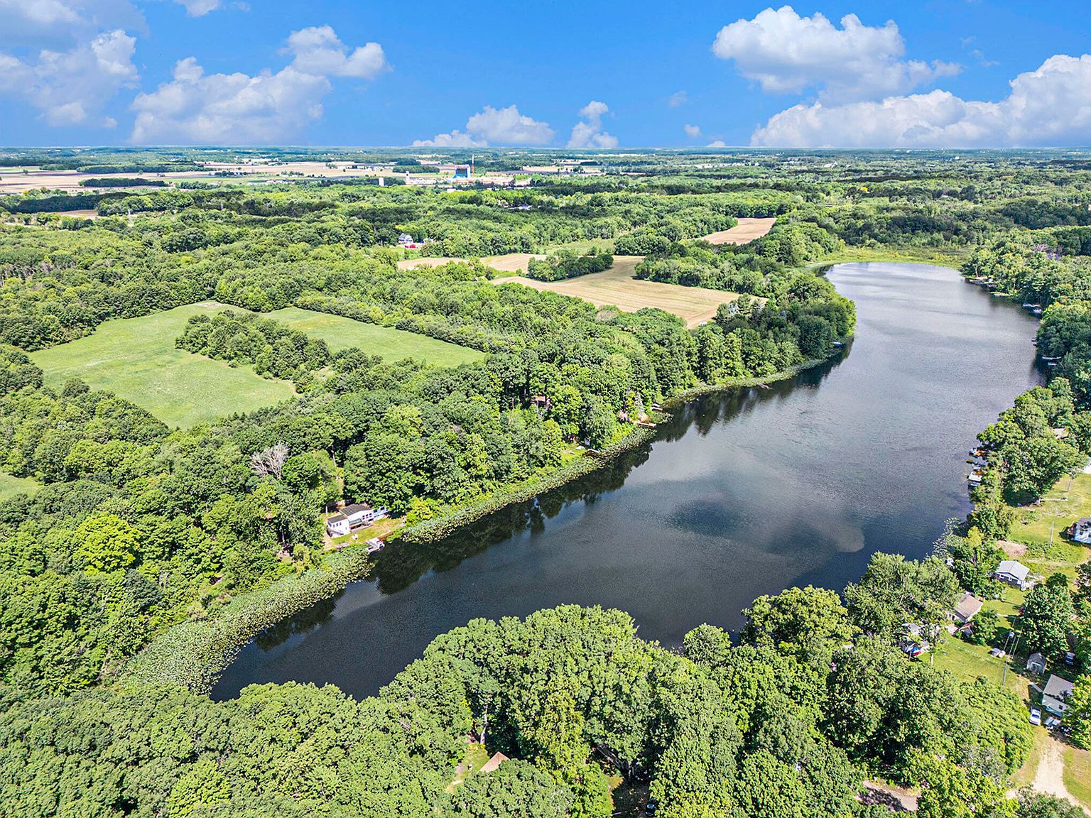 2681 S Geneva Lake Dr Shelbyville, MI 49344 - Thumbnail 4