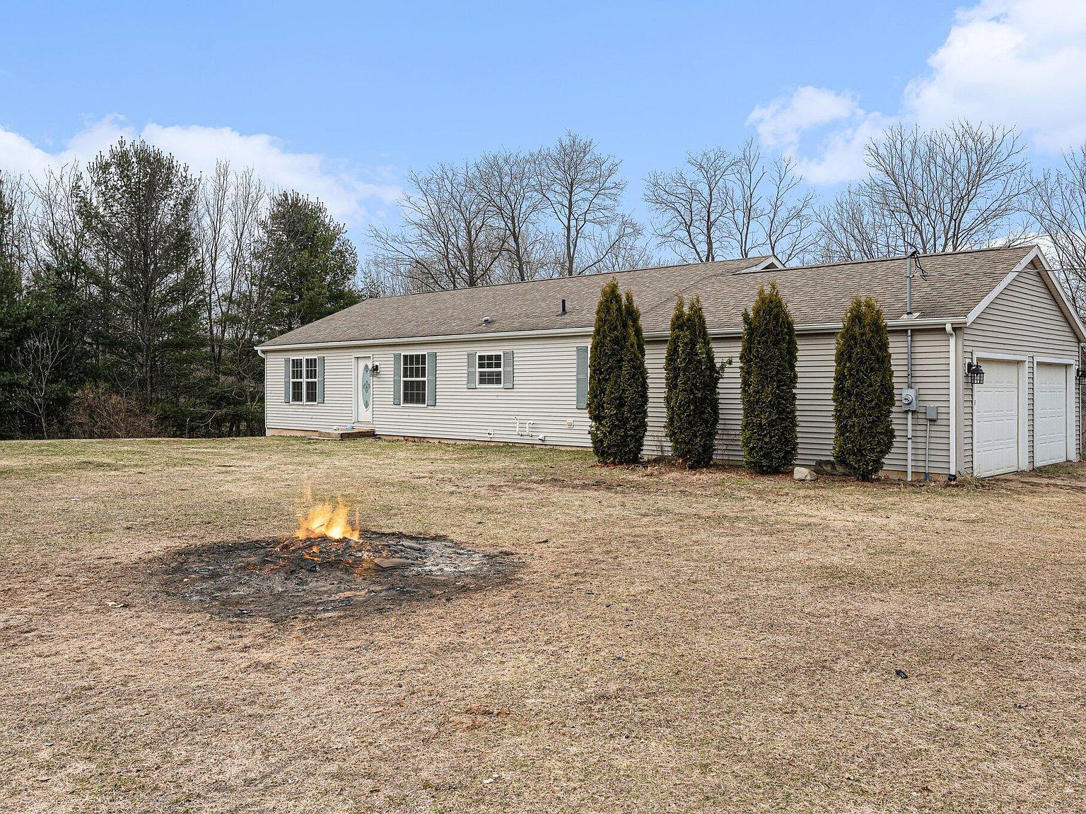 7776 Taylor Ridge Dr Delton, MI 49046 - Thumbnail 4