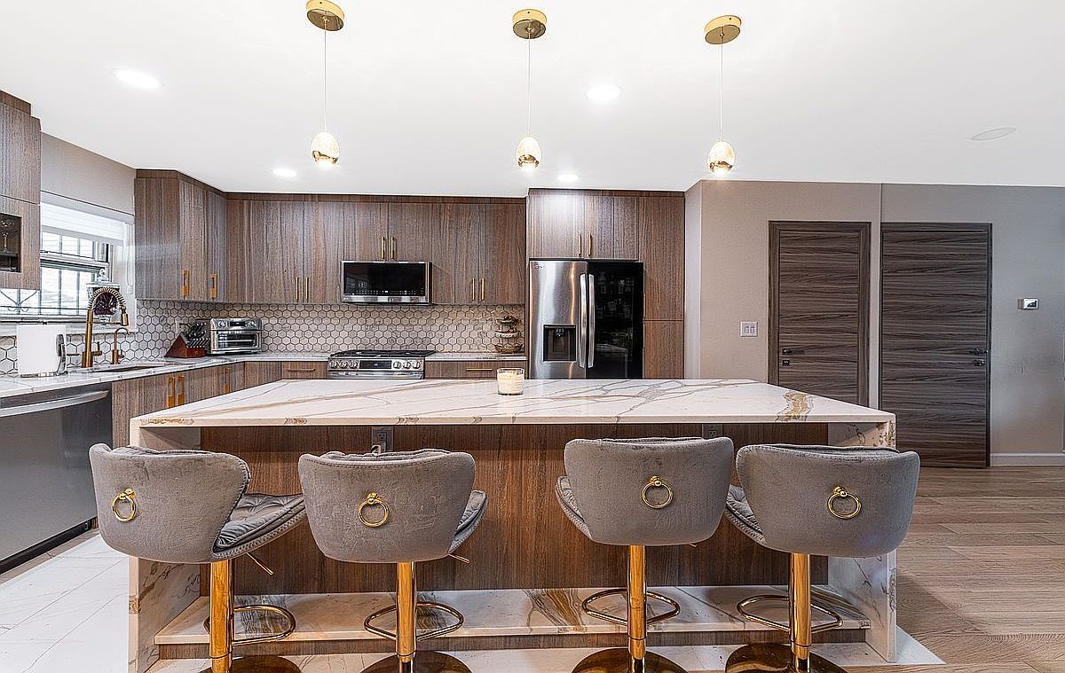 2721 Batchelder St Brooklyn, NY 11235 - Thumbnail 4