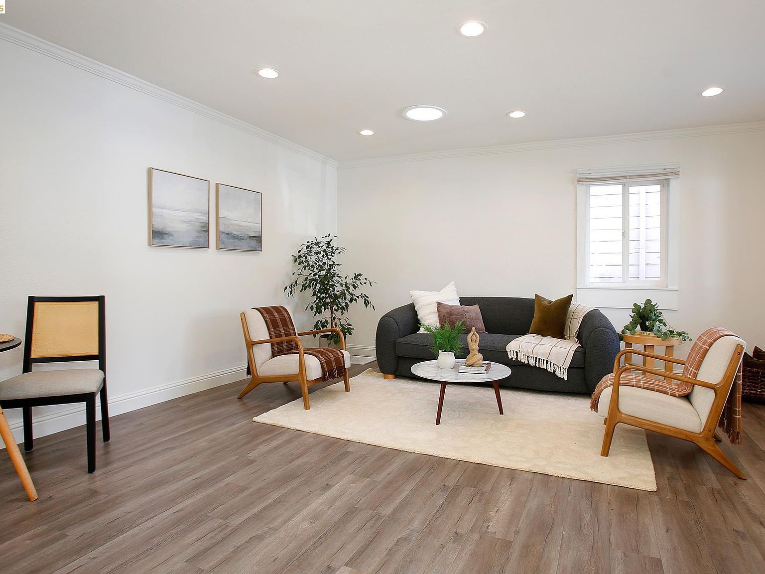 1068 82nd Ave Oakland, CA 94621 - Thumbnail 4