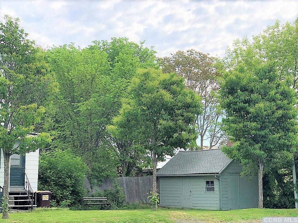 9 N Franklin St Athens, NY 12015 - Thumbnail 4