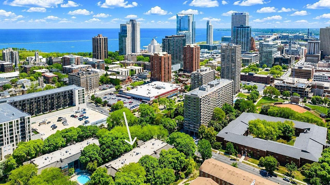 1219 N Jackson St Unit 308 Milwaukee, WI 53202 - Thumbnail 4