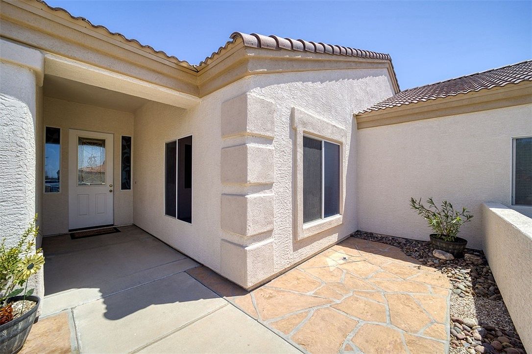 2706 Sanctuary Dr Bullhead City, AZ 86442 - Thumbnail 4