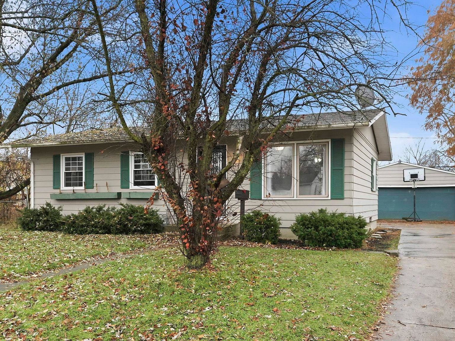 1406 Bethany Ln Fort Wayne, IN 46825 - Thumbnail 4