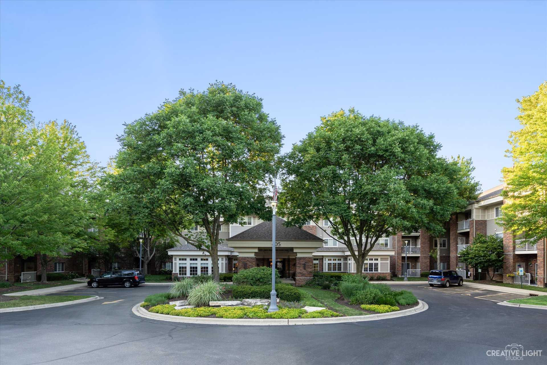 605 Barrington Avenue, East Dundee, IL, USA, 60118 - Thumbnail 4